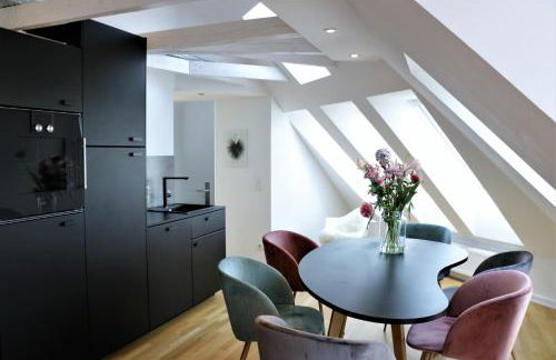 The Suites City Lofts at the Park - Photo 1