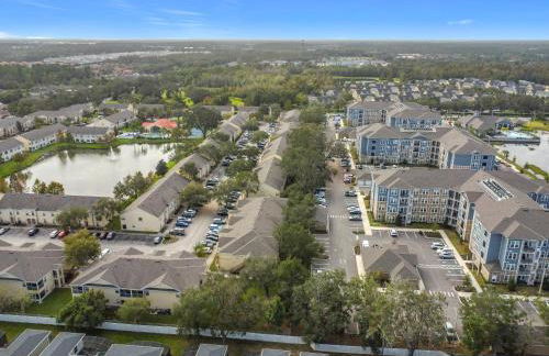 The Galactic Getaway, 3Bed, 2Bath Apartment, Free Parking, Heated Pool - Foto 8