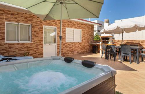 Zurrinha Holidays With Jacuzzi - Foto 11