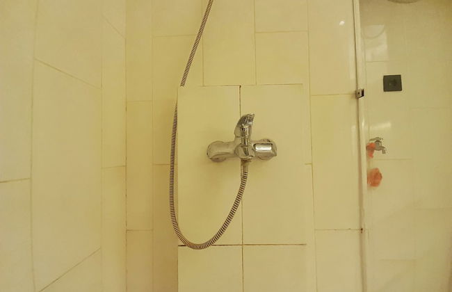 Scenic And Homey Studio Mataram City Apartment - Foto 9