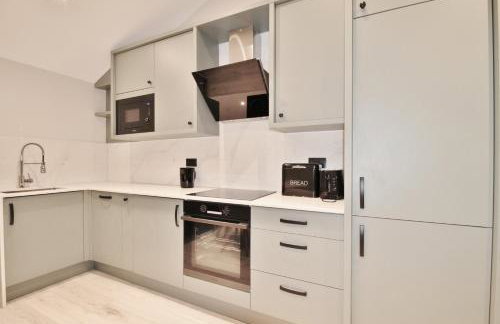 Fantastic 2 Bed Penthouse With Free Parking in Acton - Foto 20