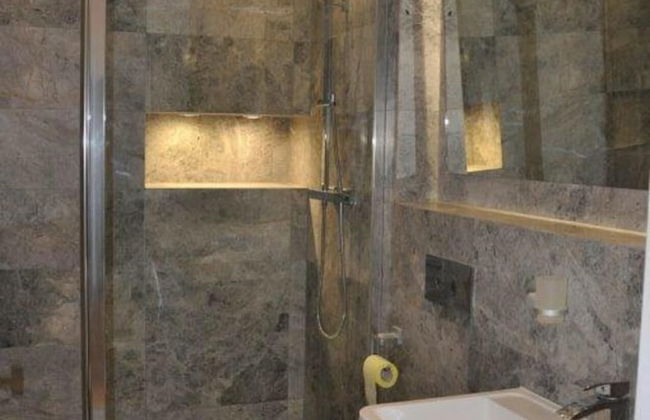 1-bed Apartment in Zabrze 15 min Katowice Gliwice - Foto 18