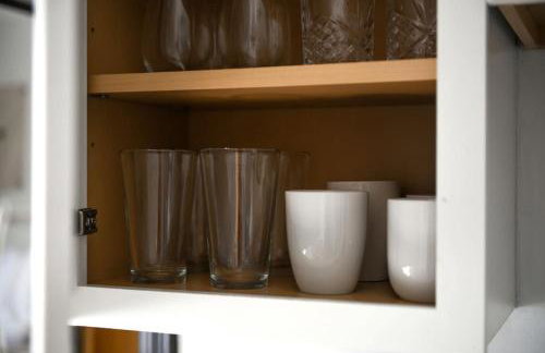 HostWise Stays - The Butler - Prime 1BR Butler St Apt, across from Umami - Foto 10