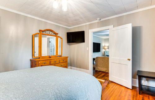 3 Mi to Dtwn! Forest City Haven with Furnished Patio - Foto 14