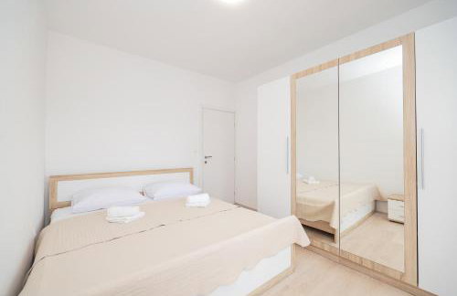 Villa Nada for 10 people with pool & integrated whirlpool - Foto 29