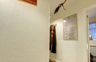 Harry's House (Muggles welcome too!) - Foto 37