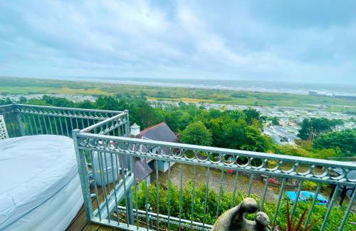 The Mermaids Watch Pendine DOG FRIENDLY with Cymru Holidays - Photo 5