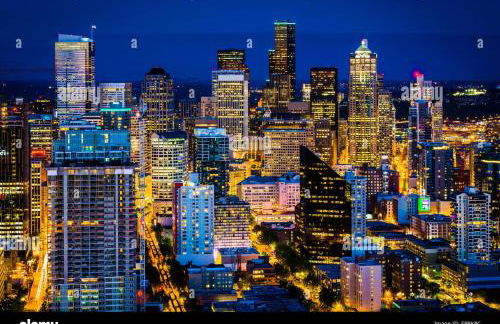 Modern Kirkland 4BR Family Oasis Kids Paradise - Photo 78