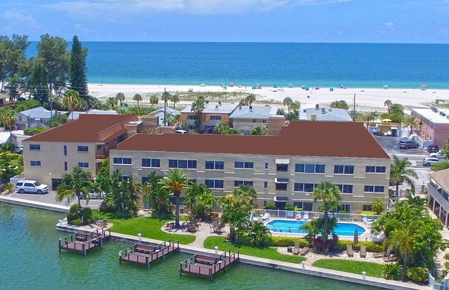 Westwinds Waterfront Resort - Foto 1