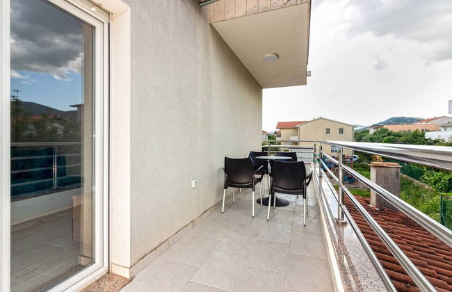 Modern Apartments With Private Balcony Kaštel Novi - Foto 40