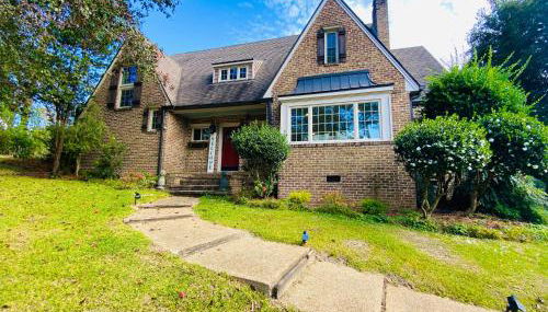 7th Avenue Manor - Photo 5