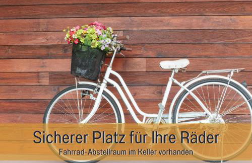 Ferienhaus Höckelheim- 300qm - 3 Wohnungen - 12 Zimmer - bis 18 Gäste - Kleinkinder reisen gratis - für Familien und Gruppen - Küchen mit Spülmaschine Backofen, Mikrowelle - Smart-TV - WLAN - Fußbodenheizung, Klimaanlage & Raffstores - nähe Göttingen - Foto 51
