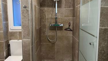 Le Repos des Pins, à 10 minutes des plages - Foto 4, Shower