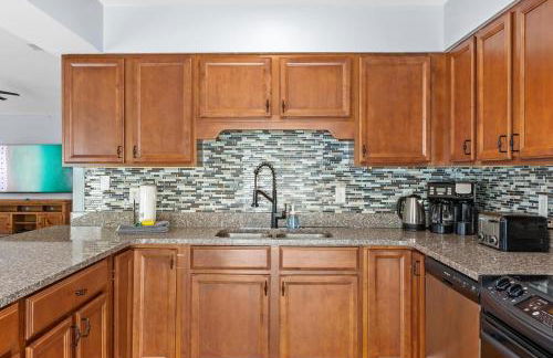 Heated Pool & Spa, 4min Walk To Beach - Zula Beach - Foto 13