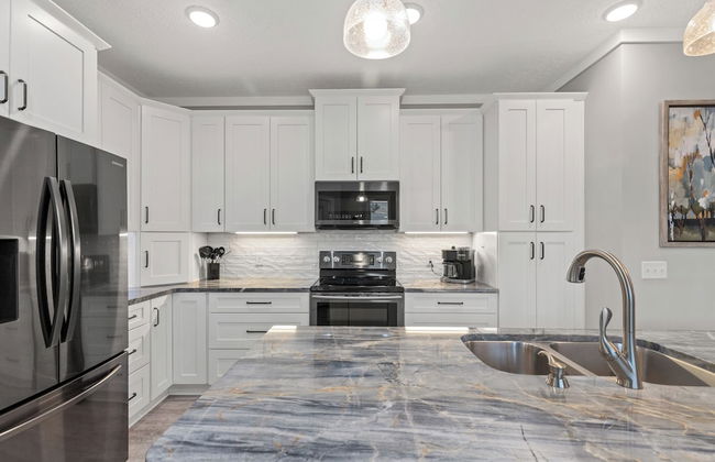 Charming 3/2 Beach House w/ Pool & Golf Cart Included - 1 Min Walk to Beach - Foto 13