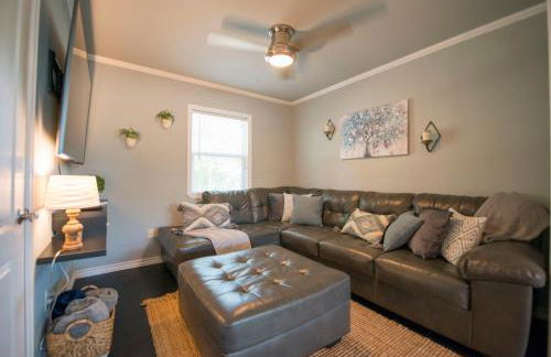 Walk to the Silos! 3 Bed 1960's Bungalow near Baylor - Foto 16