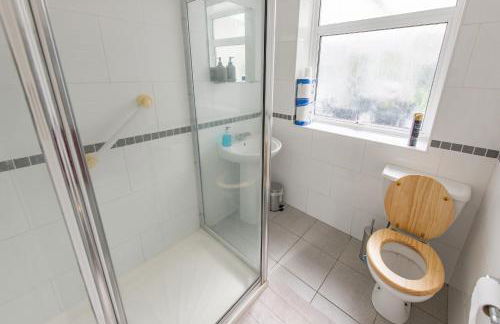 Cosy Family Home in Ruislip - Foto 13