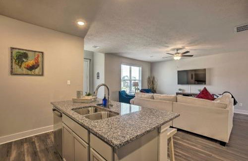 College Station Townhome with Furnished Patio! - Foto 10