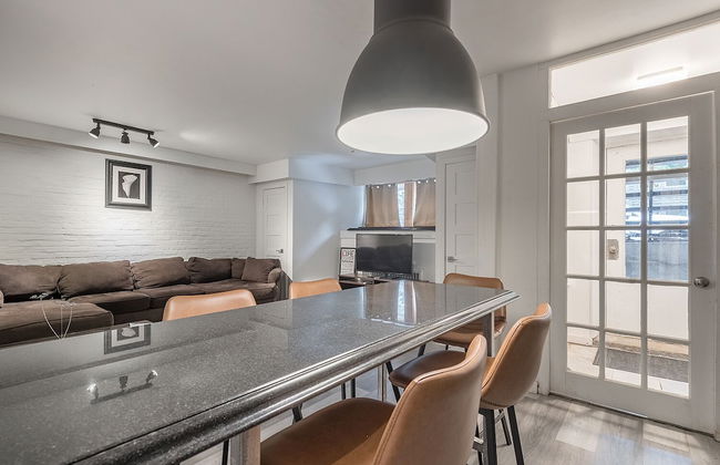 1BR APT in the HEART of Downtown - Foto 28