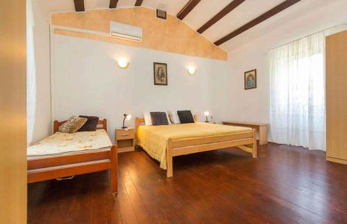 Holiday home in Mali Turini 36021 - Foto 19