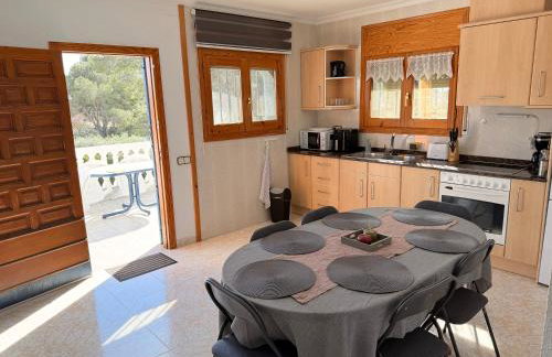 Amarella Costa Dorada - Villa mediterránea con piscina ideal para grupos y familias - Foto 37