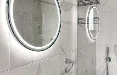 Luxury Private Apartments - Close to Town Centre - Photo 12