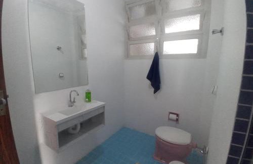 Lindo apartamento com vistas na praia do Gonzaguinha - Foto 13