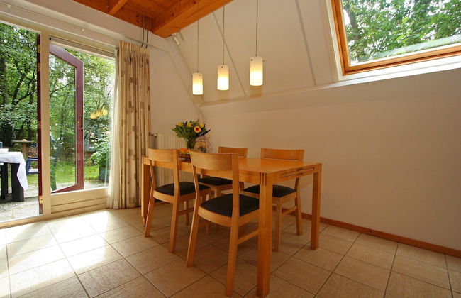 Cozy Holiday Home in Nunspeet near Forest - Photo 22