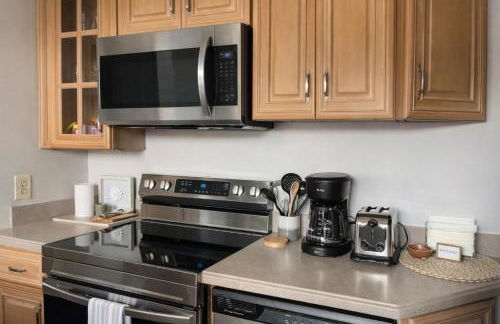 Relaxing Poolside Condo - Foto 13