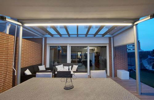 Villa Beach Barcelona - Photo 5