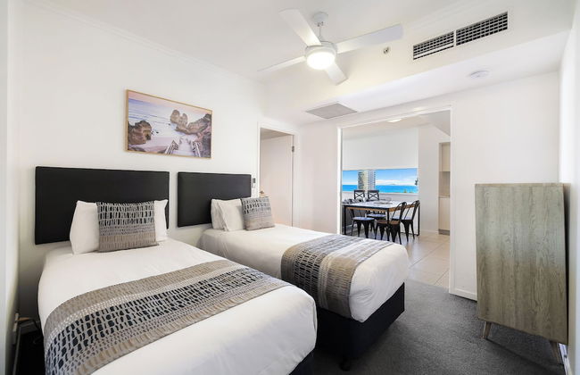 Ocean Pacific Broadbeach - Photo 11