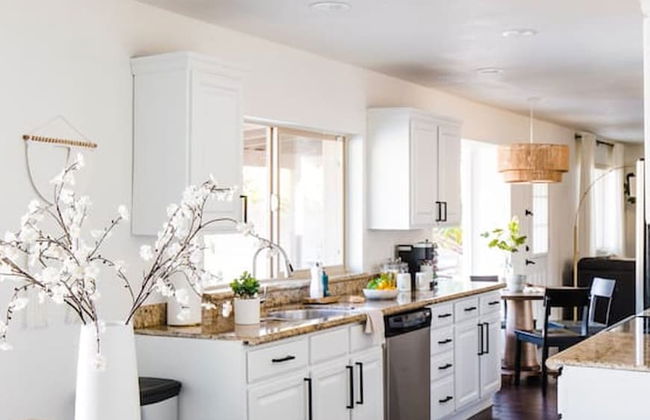 Perfect 4 Bdrm Home With Pool and Game Room! - Foto 11