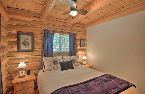 Scenic Riverfront Retreat with Hot Tub and Kayaks! - Foto 13