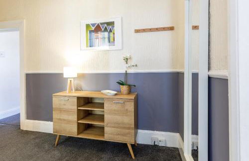 Cozy Coastal Getaway - Foto 11