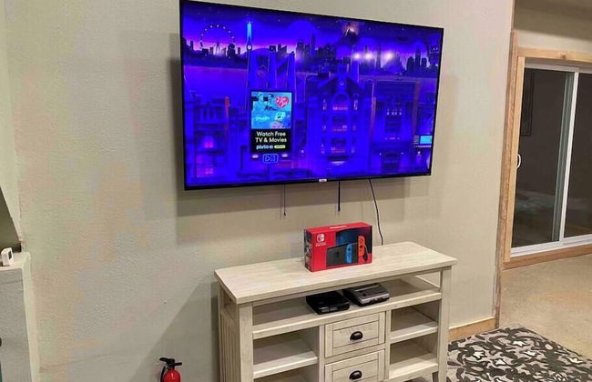 Sunset Chalet-amazing Views Private hot tub - Photo 25