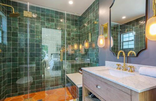 New Home Universal sleeps 18 hot tub - Foto 28