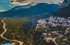 Το ΦΑΡΑΓΓΙ ΤΟΥ ΠΑΡΝΑΣΣΟΥ 4 - Foto 13