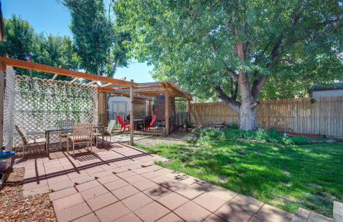 Spacious Aurora Retreat w/ Game Room + Hot Tub! - Foto 3