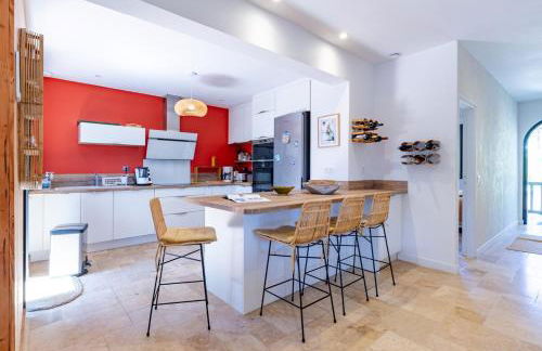 Luxury 6BR Villa with Heated Pool, Playground, Garden - Foto 12