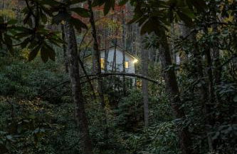 Creekside Guest House Mountains & Relax to the soothing sound of the creek - Foto 1