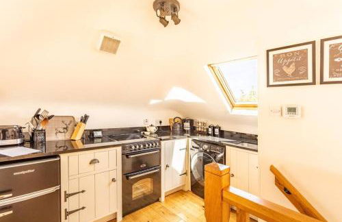 The Mews - a cottage with a spectacular lake view - Foto 15