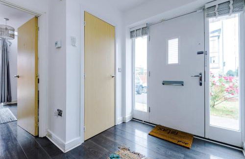 Coop Live Arena & Etihad Stadium 4Bedroom Townhouse with Free Parking - Foto 8