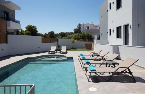 Sunnyside Villas, Just Steps to the Beach & Restaurants, By ThinkVilla - Photo 29