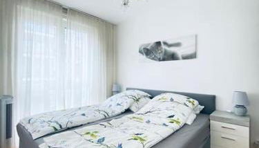 CityCosy Orangerie Strasbourg Superbe 2 pieces calme face au Parc l'Orangerie, parking souterrain privatif, Wi-Fi & Netflix inclus - Foto 1