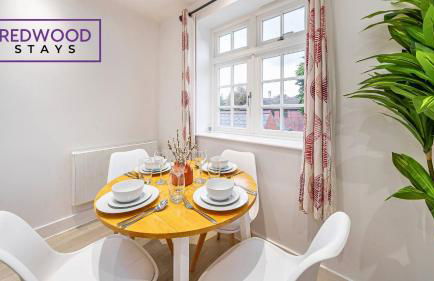 1 Bed 1 Bath, Modern Town Center Apartment, Netflix By Redwood Stays - Foto 36