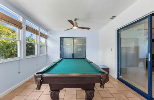 Relaxing Coastal Comfort - Heated Pool - Photo 35