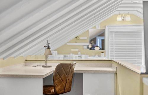 2 Homes • Hot Tubs x2 • Heated Pool • Fire Pit - Foto 66