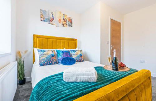 Stylish Home Hot Tub EV Parking - Foto 19