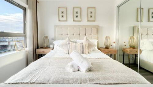 Stunning River View City Centre Apartment - Foto 2