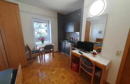 ABM Apartment Haus - Photo 35